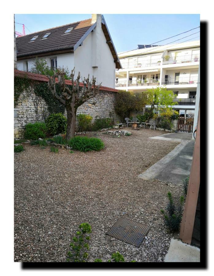 Bnbesak La Gare Viotte Besançon Exteriér fotografie